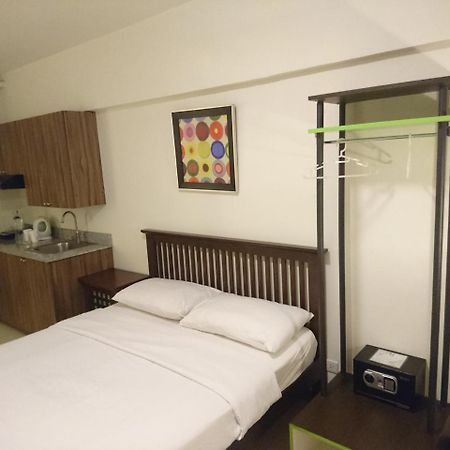 H Hotels - Metro North Uno Quezon City Bagian luar foto