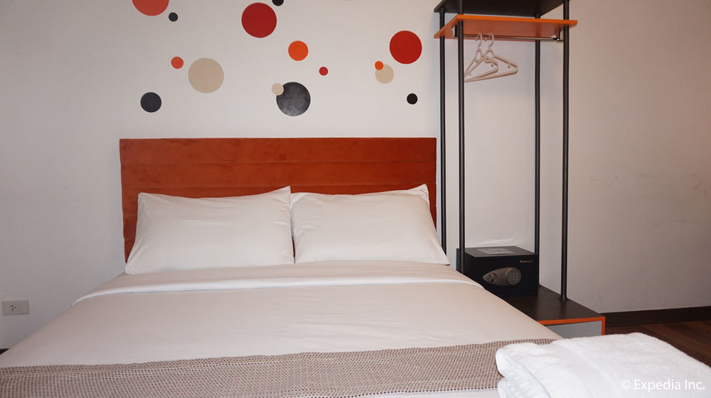 H Hotels - Metro North Uno Quezon City Bagian luar foto