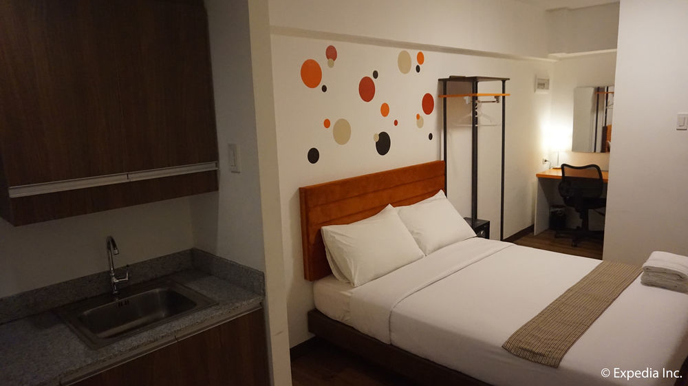 H Hotels - Metro North Uno Quezon City Bagian luar foto
