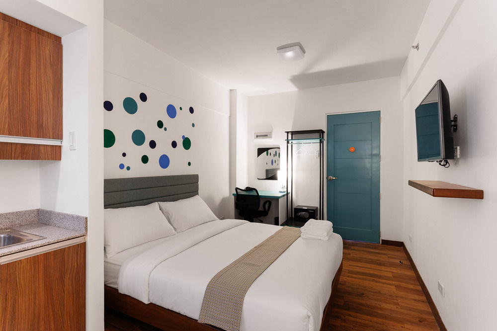 H Hotels - Metro North Uno Quezon City Bagian luar foto
